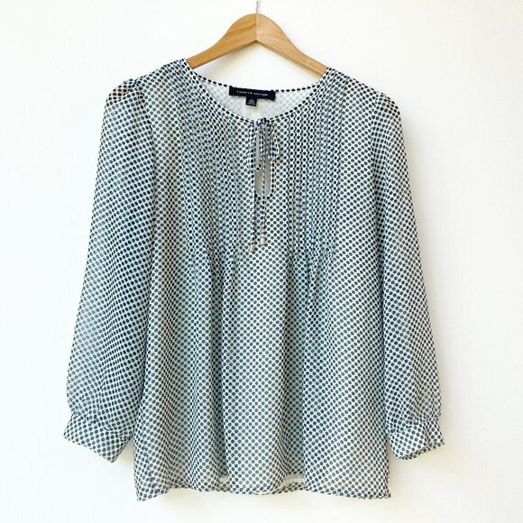 Tommy Hilfiger Pintuck Chiffon Blouse Womens XS Polka Dot Sheer 3/4 Sleeve - Picture 1 of 11